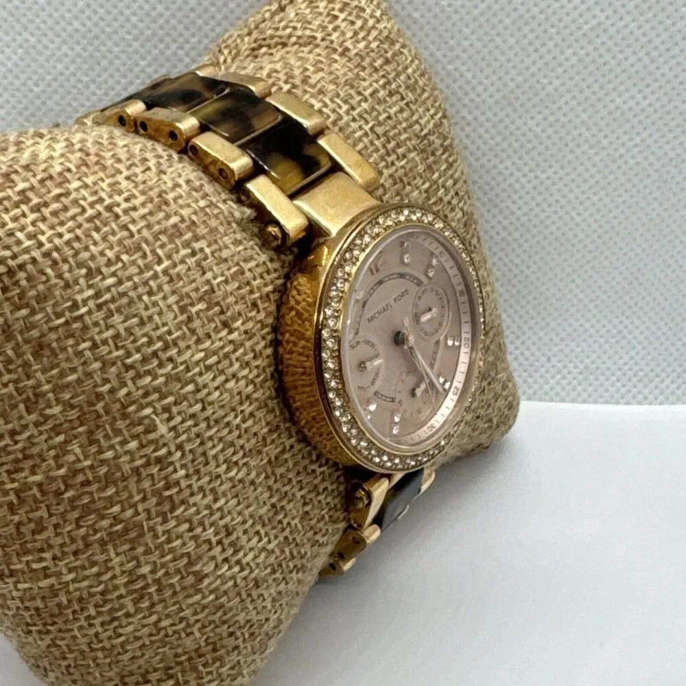 Michael Kors MK5841 Women's Two Tone Analog Rose Dial Quartz Wrist Watch JNA290